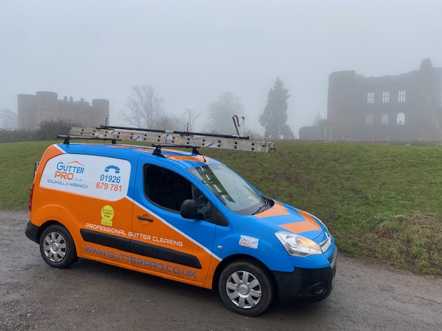 Gutter Cleaning in Kenilworth