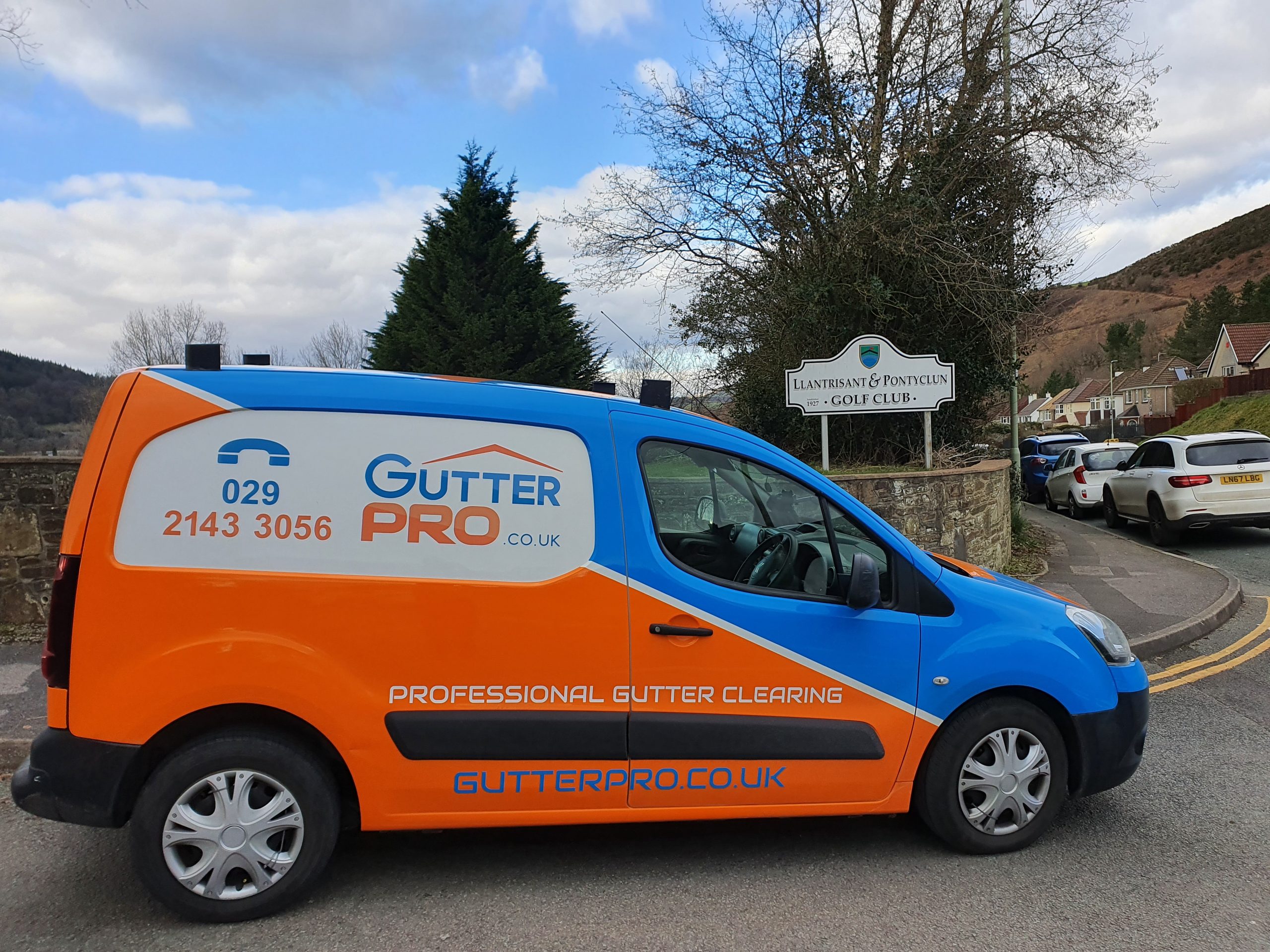 Gutter Cleaning Llantrisant