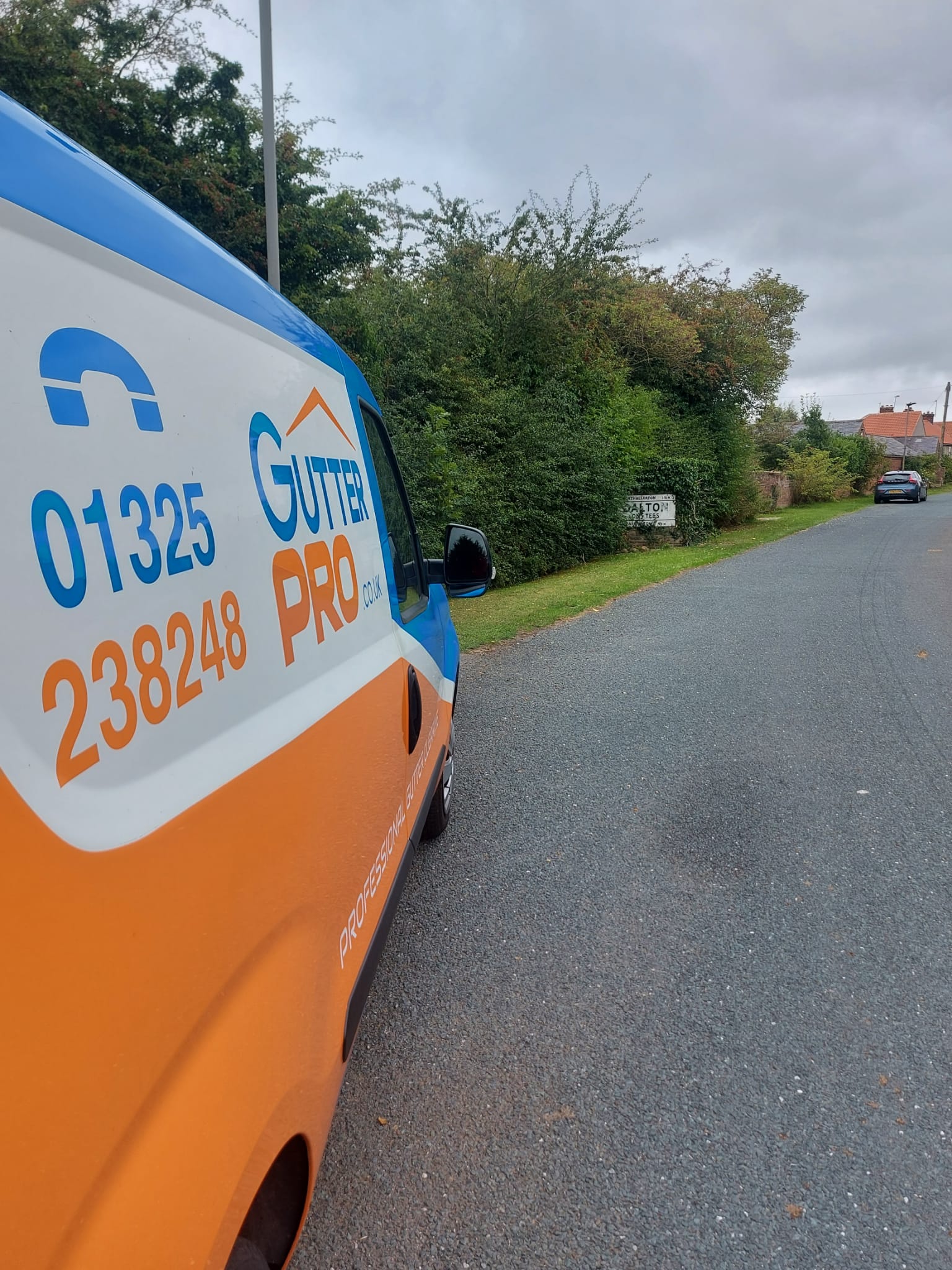 Dalton on tees Gutter Cleaning Dalton-on-Tees