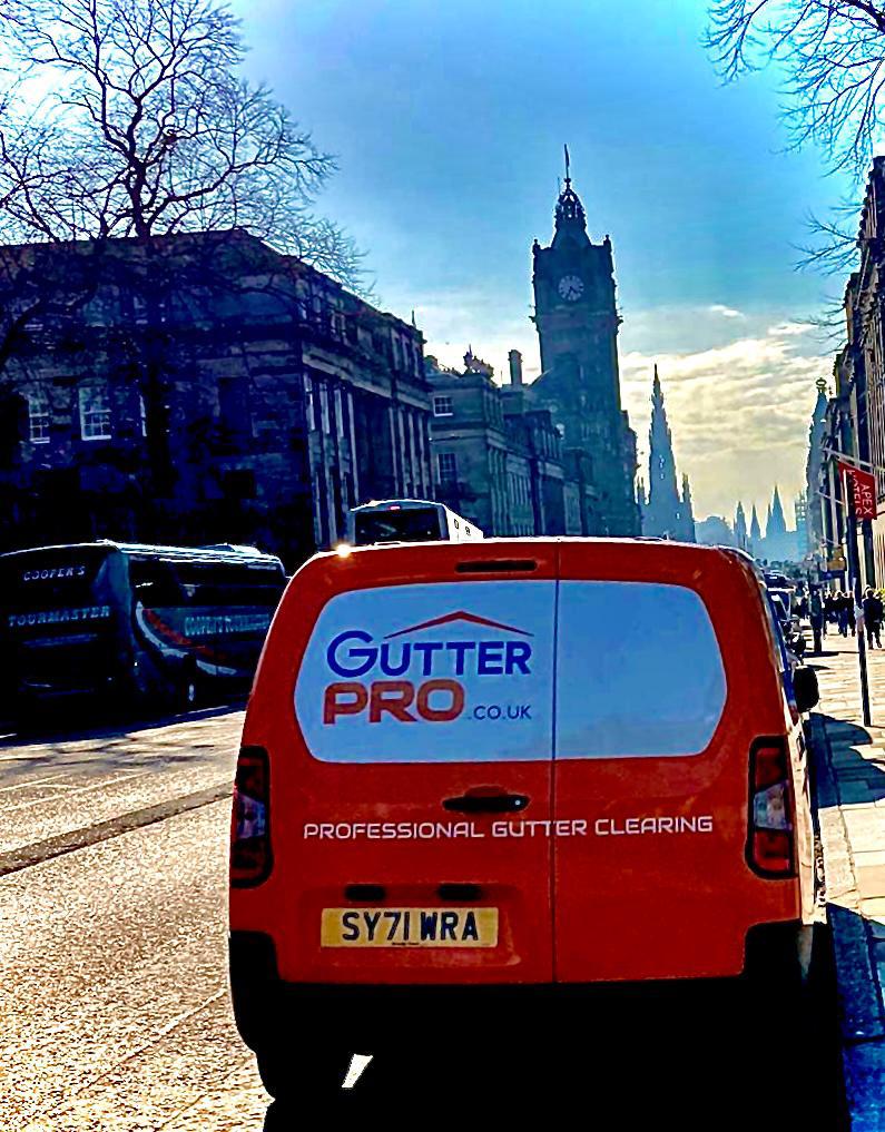 Gutter Cleaning Edinburgh New Town